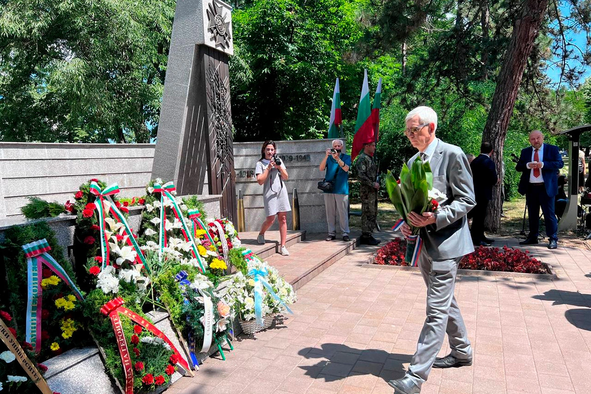 Андрей Громов в статусе Генерального консула Российской Федерации в г. Руса (Болгария)