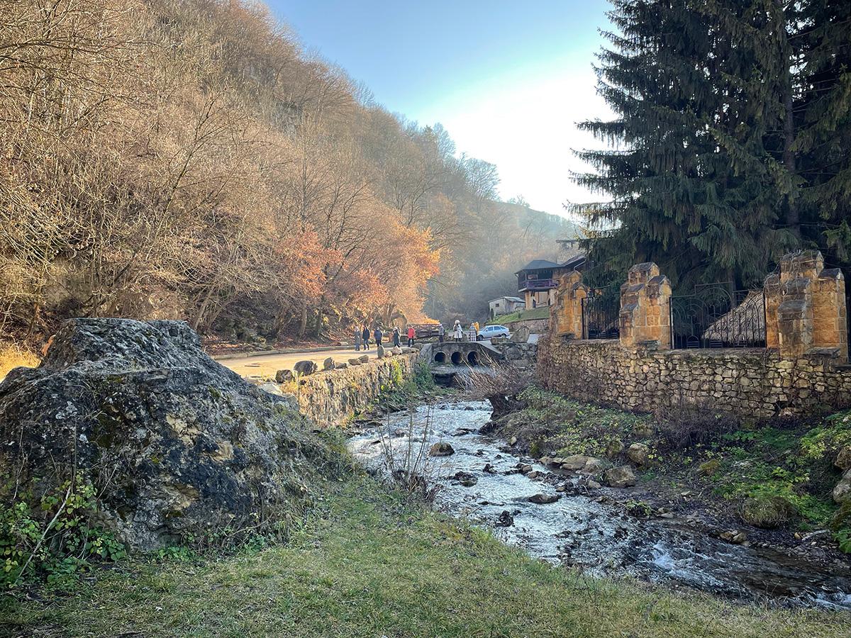 Аликоновское ущелье