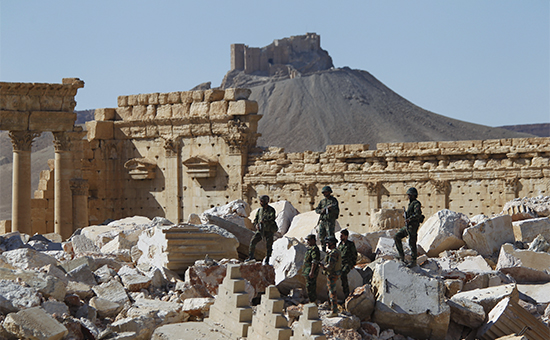Солдаты сирийской армии в Пальмире. Август 2016 года


