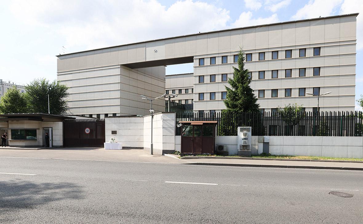 Здание посольства Японии в Москве