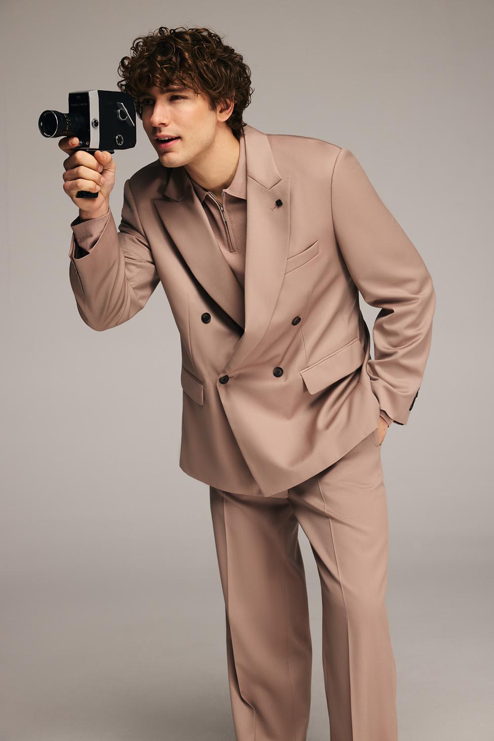 Капсула &laquo;Неостальгия&raquo;, &laquo;Henderson Студио&raquo;, Henderson