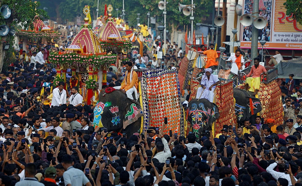 Amit Dave / Reuters