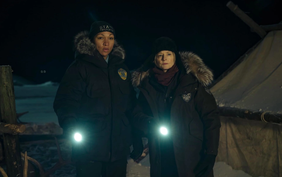 <p>Кали Рейс и Джоди Фостер в сериале &laquo;Настоящий детектив: Ночная страна&raquo;</p>