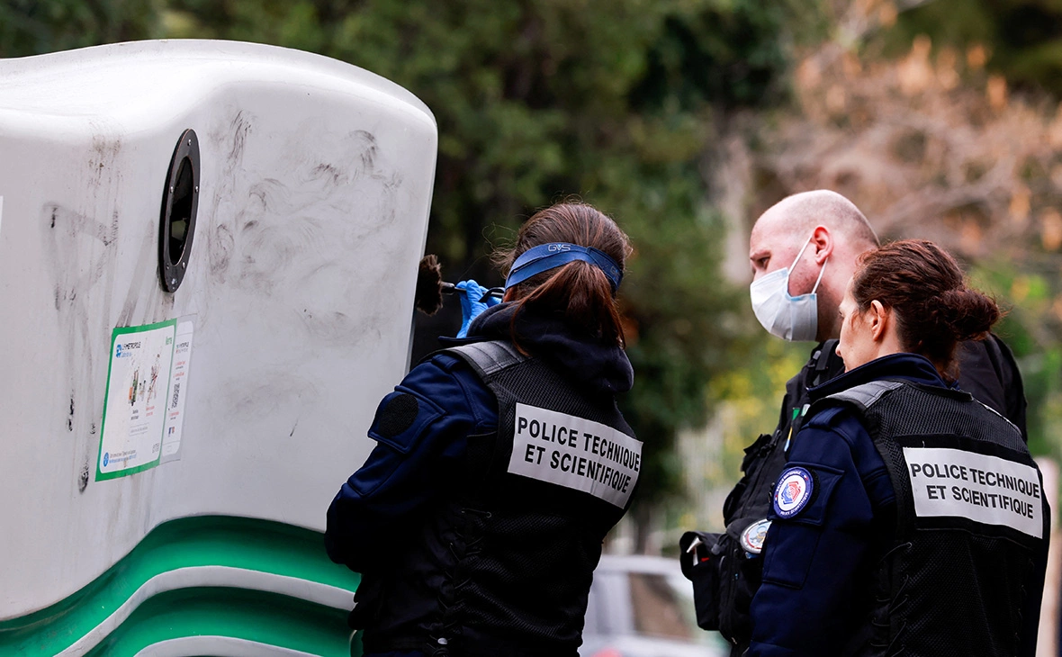 Manon Cruz / Reuters