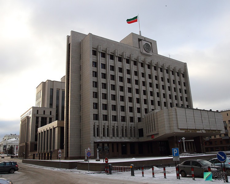 Татарстанским депутатам запретят иметь счета за рубежом