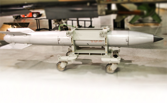 Термоядерная бомба В61. Архивное фото