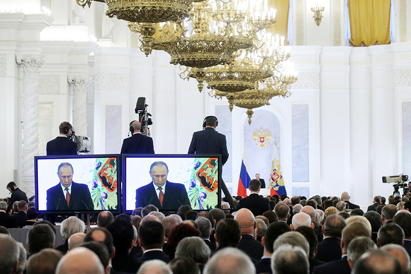 Во время выступления президента России&nbsp;Владимира Путина с ежегодным посланием &nbsp;Федеральному собранию России&nbsp;в Кремле


