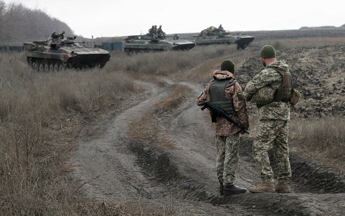 Кремль увидел риск военного решения в Донбассе после санкций Зеленского