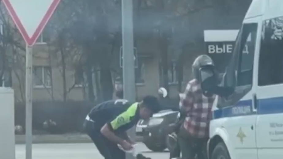 В Подмосковье полиция поймала подростков за массовый заезд на мотоциклах