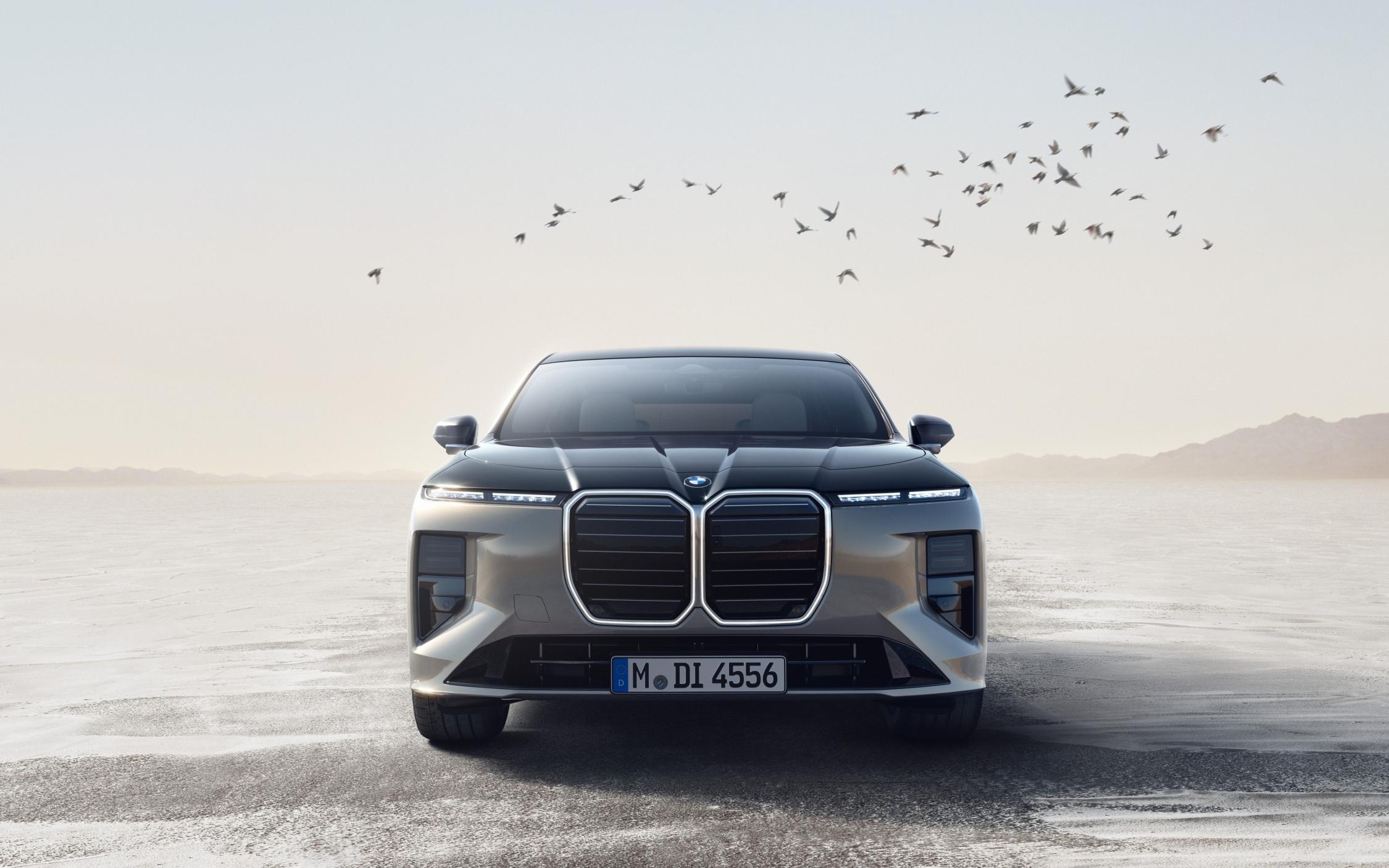 Представлен обновленный BMW 7 Series. Версии и оснащение