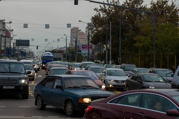 В Москве перекрыли Мичуринский проспект ради нового метро 