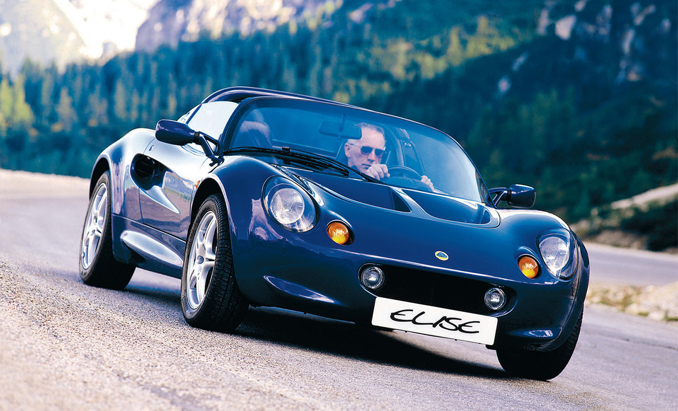 Среднемоторный спорткар Elise был представлен в 1996&nbsp;г. во Франкфурте. Очень легкий вес позволял добиться впечатляющей динамики даже со скромным 120-сильным мотором. Машину назвали в честь внучки Романо Артиоли, нового владельца компании.
