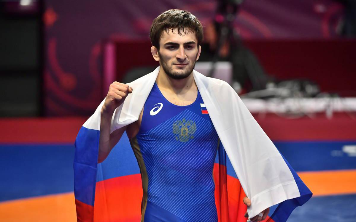 Российский борец Абасгаджи Магомедов стал двукратным чемпионом Европы
