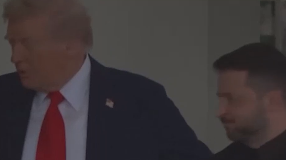 Трамп встретил Зеленского в Белом доме