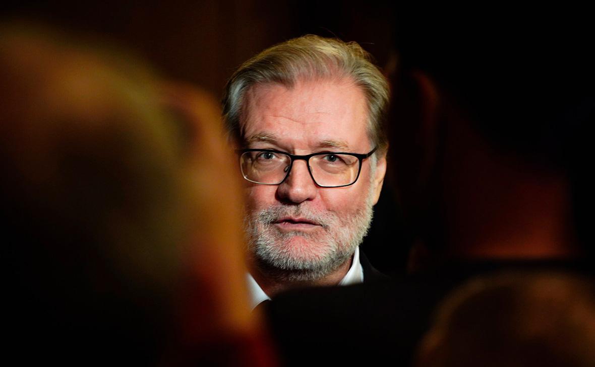 Владимир Симонов