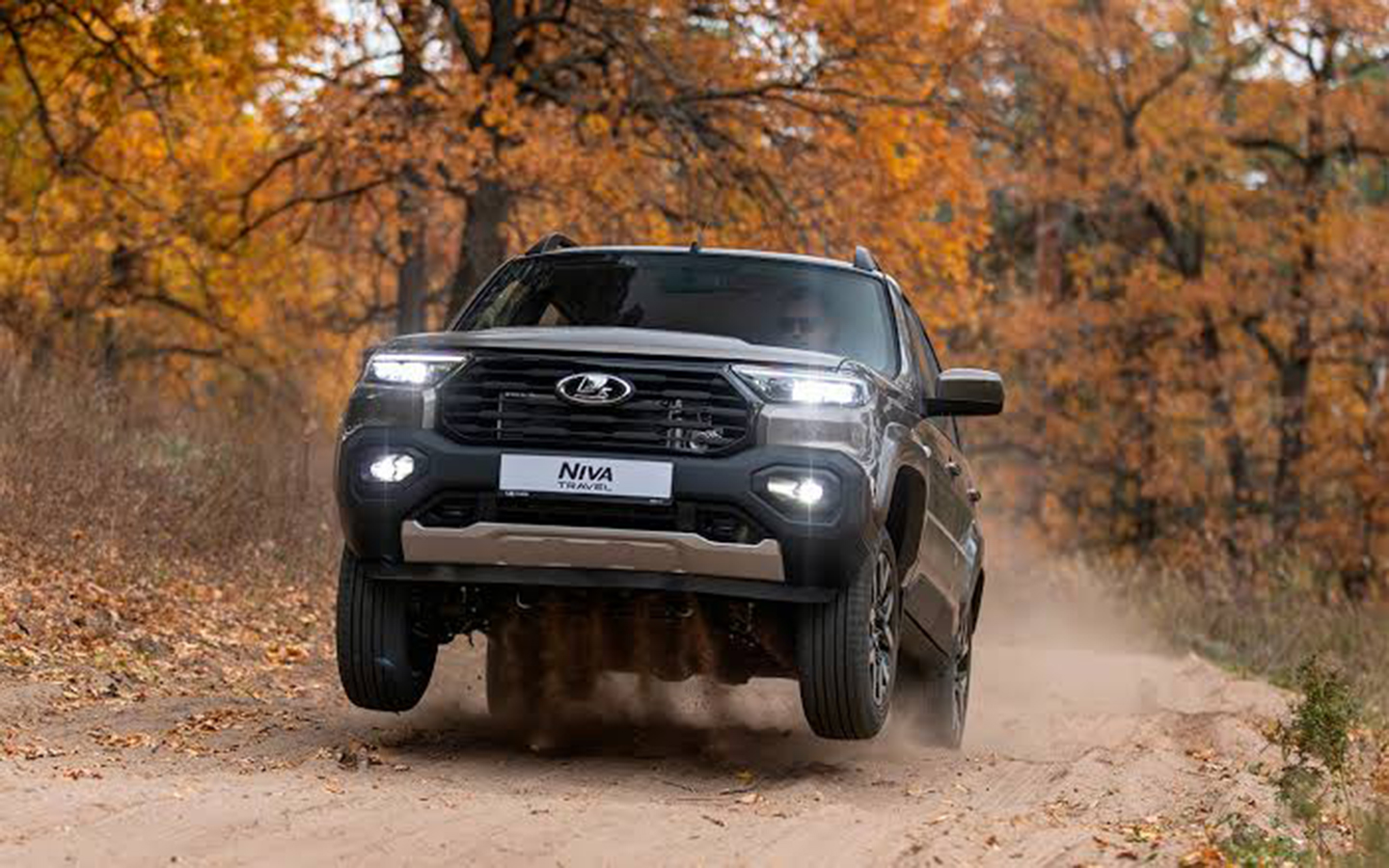 Lada Niva Travel