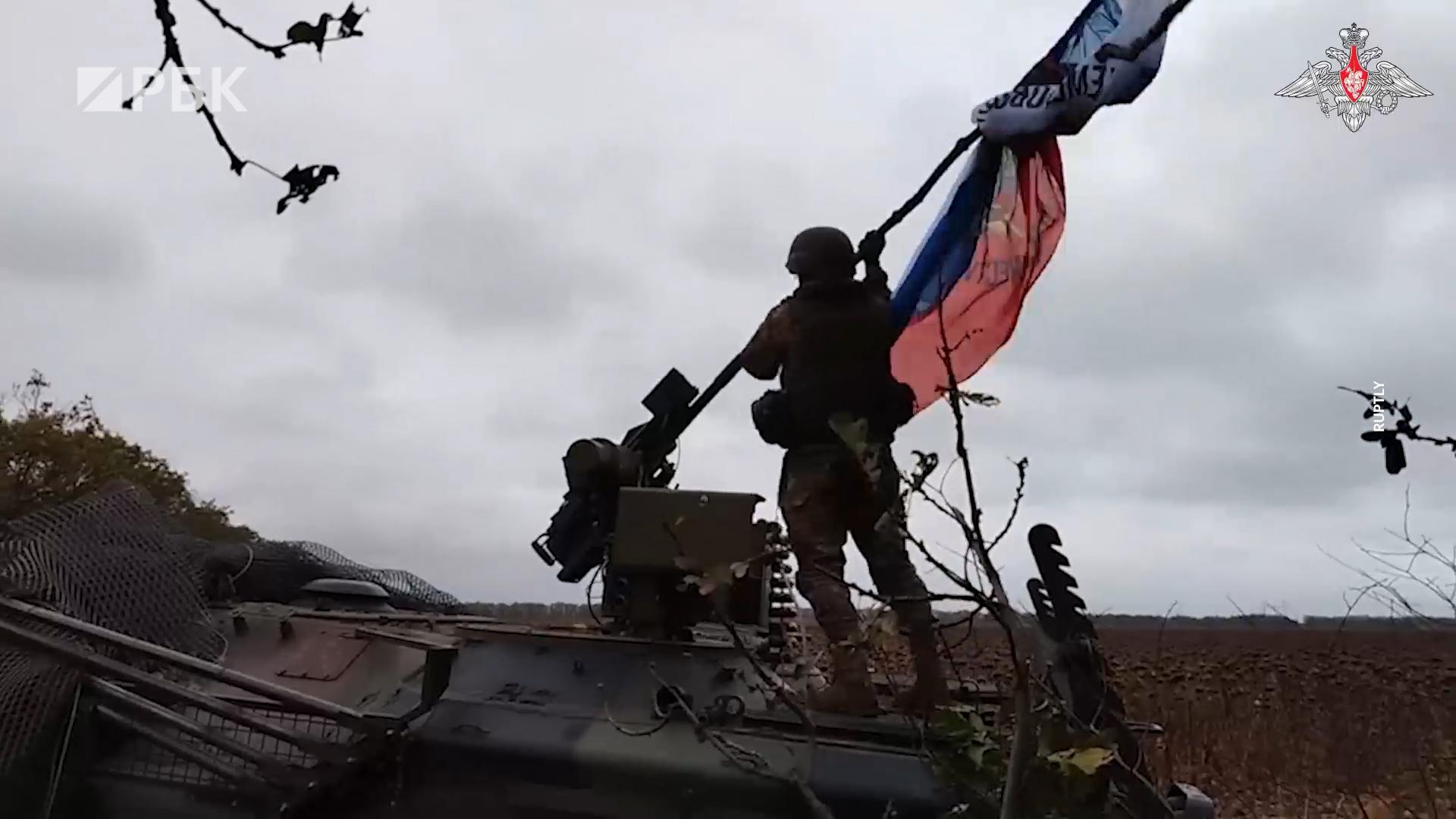 Военные захватили голландскую БМП на красноармейском направлении. Видео