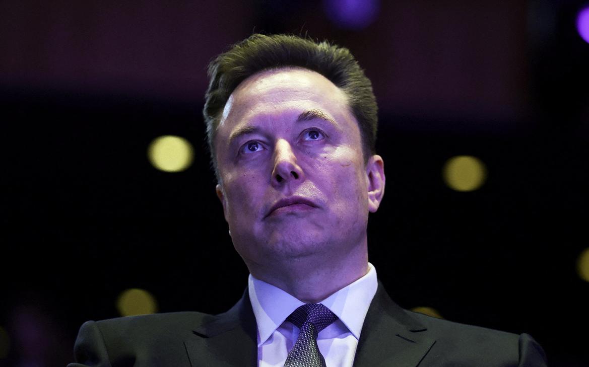 Grok от Илона Маска уличили в неумеренном восхвалении своего создателя