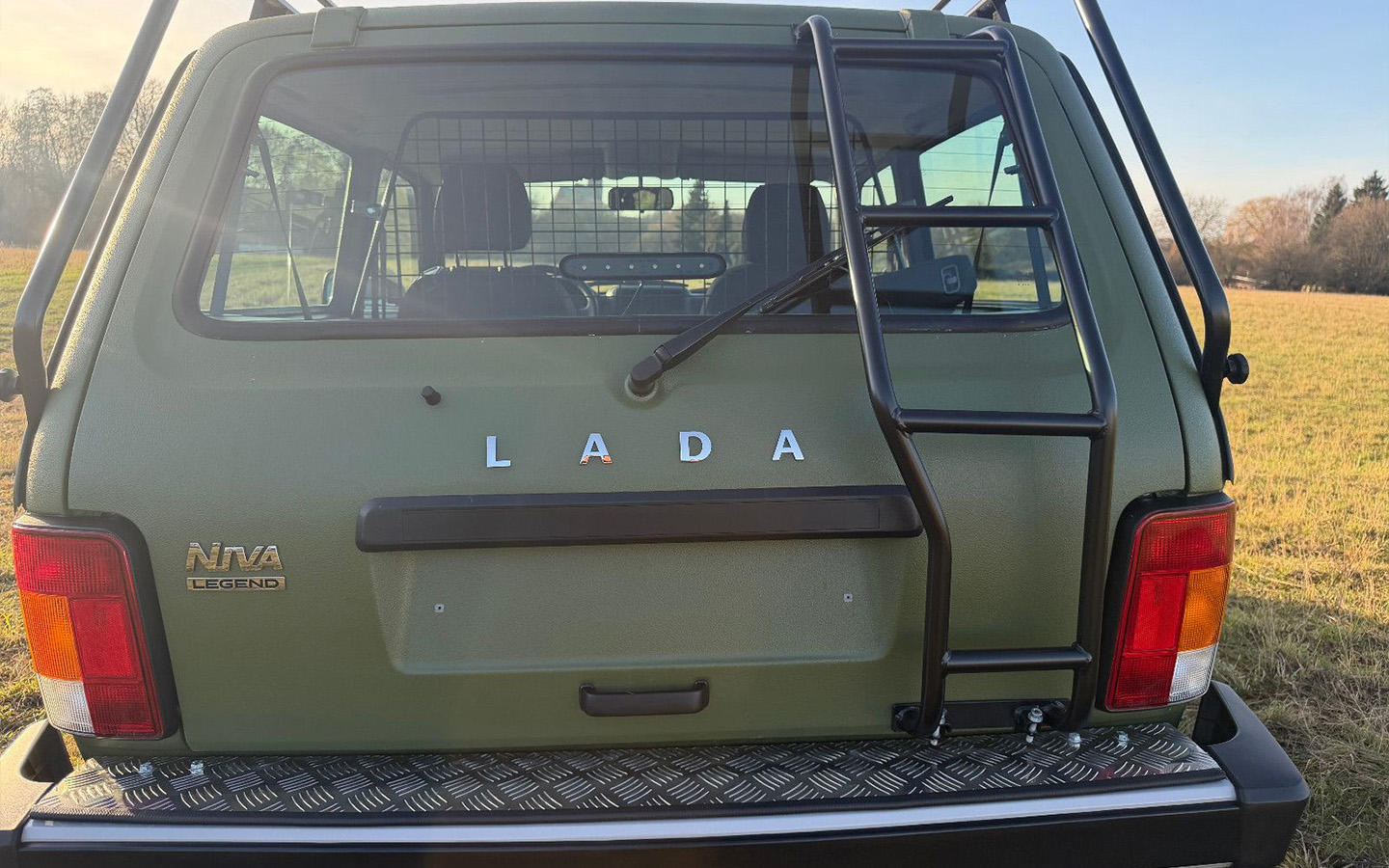 Lada Niva Legend