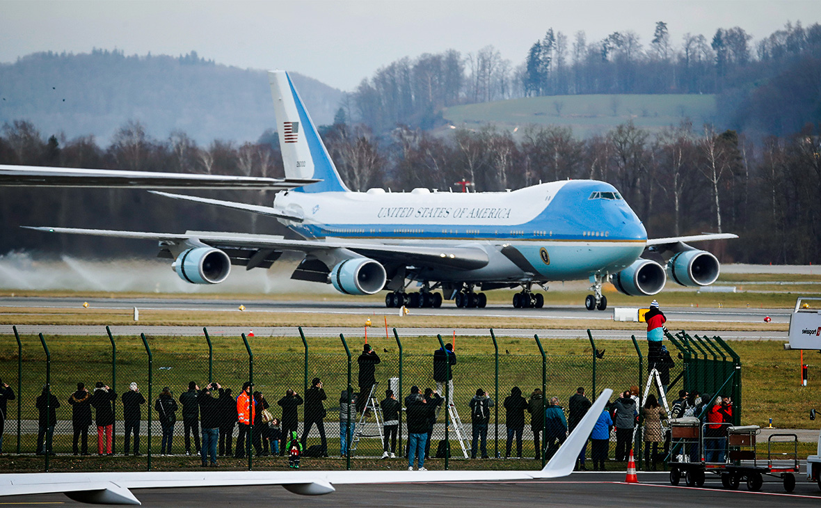 Boeing-747 Air Force One