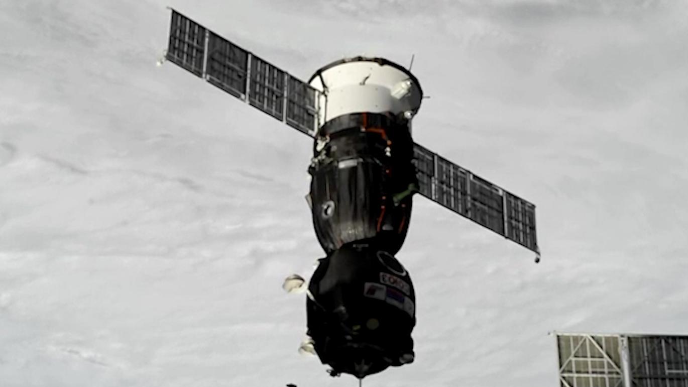 «Союз МС-27» с россиянами и американцем на борту пристыковался к МКС