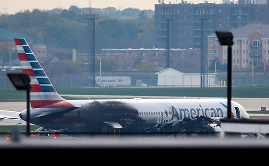 Пассажирский Boeing 767 на взлетно-посадочной полосе аэропорта О`Хара в Чикаго


