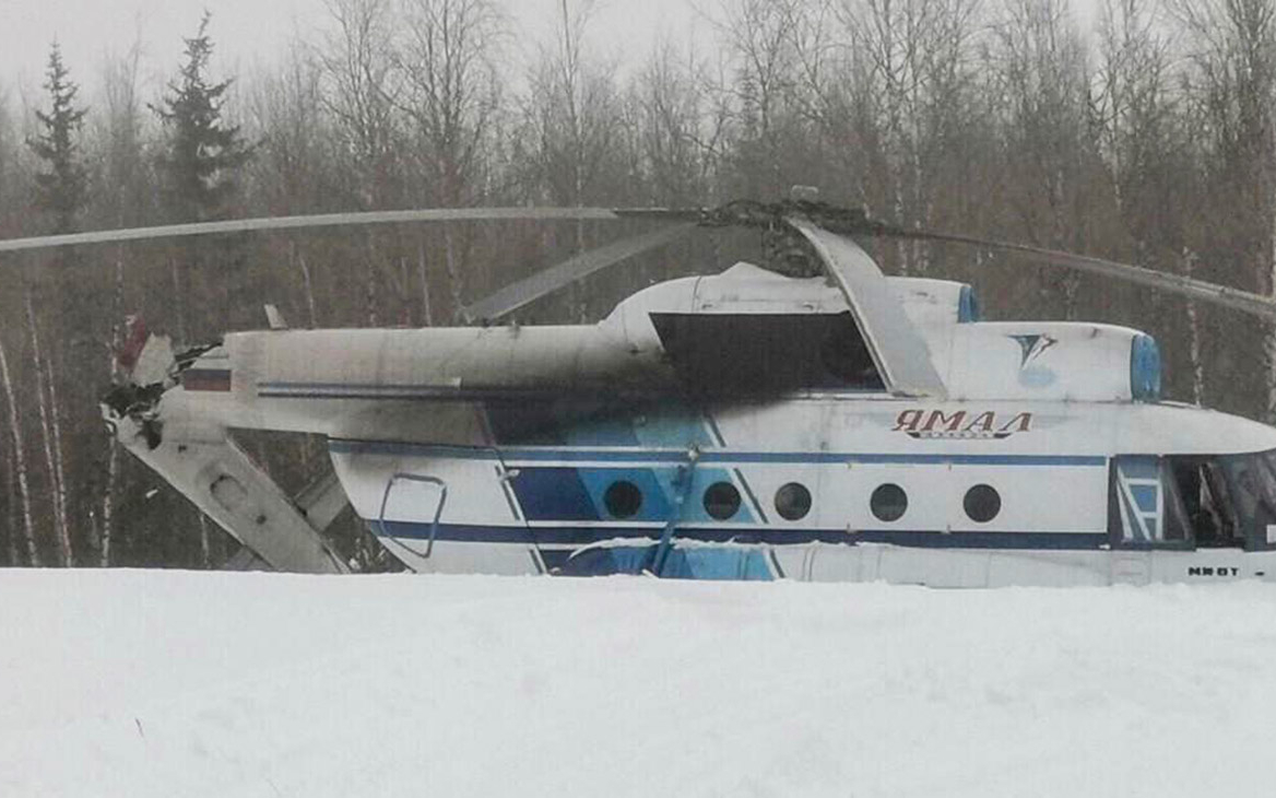 У вертолета на Ямале после взлета отломился хвост