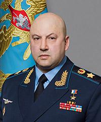 Суровикин заявил о выросших возможностях войск за счет мобилизованных"/>














