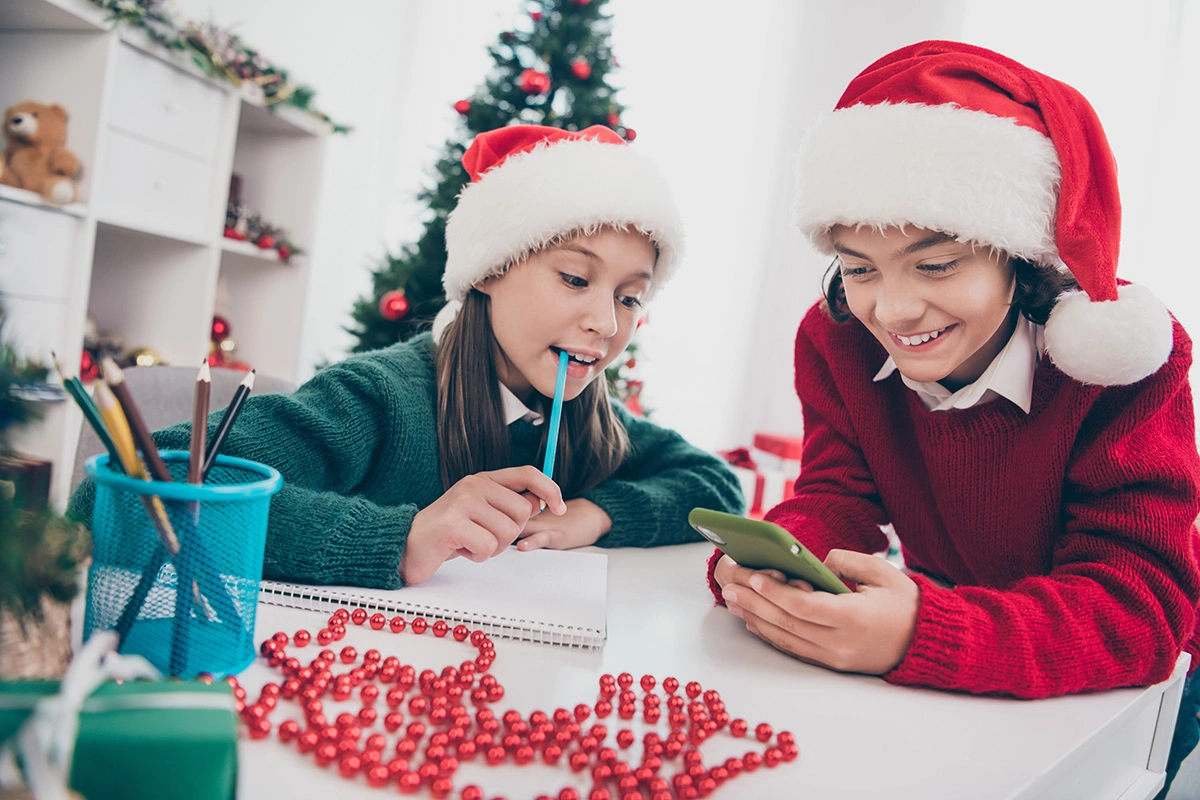 Ученики могут сами сочинить и исполнить новогодние частушки