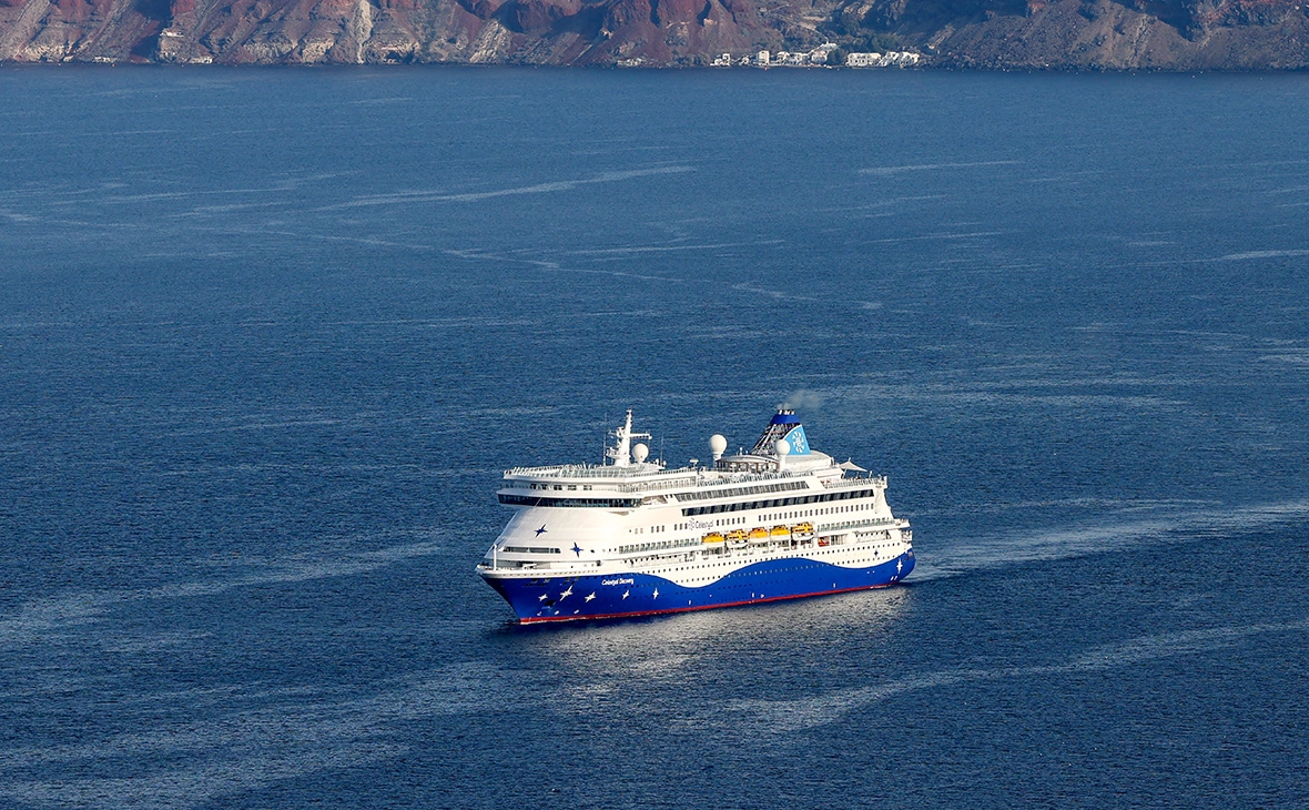 Stelios Misinas / Reuters