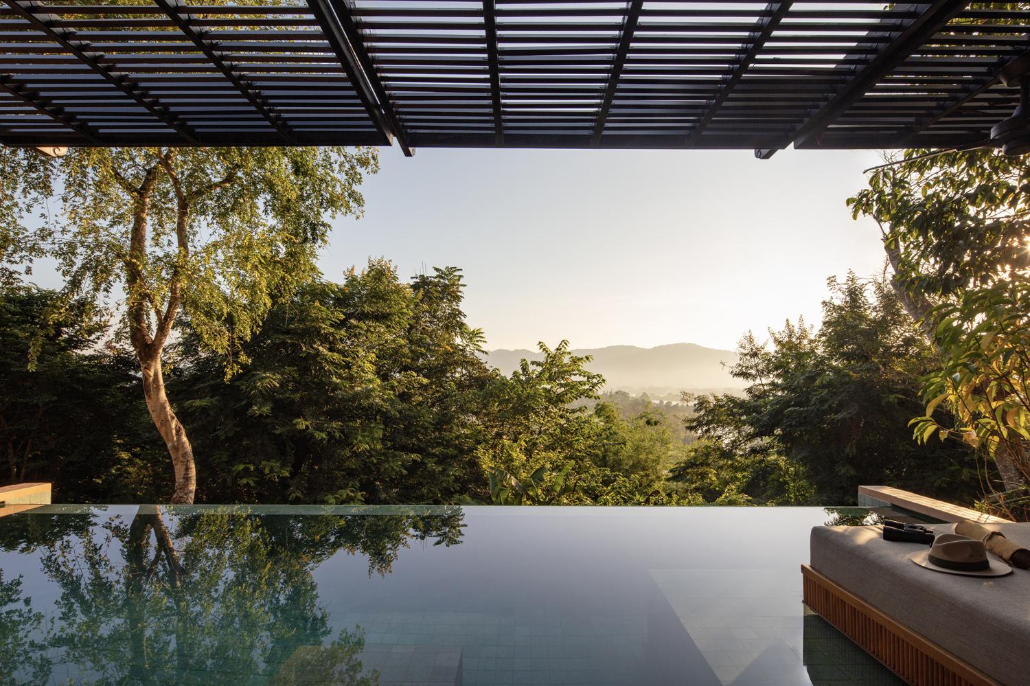Номер отеля Anantara Golden Triangle Elephant Camp & Resort