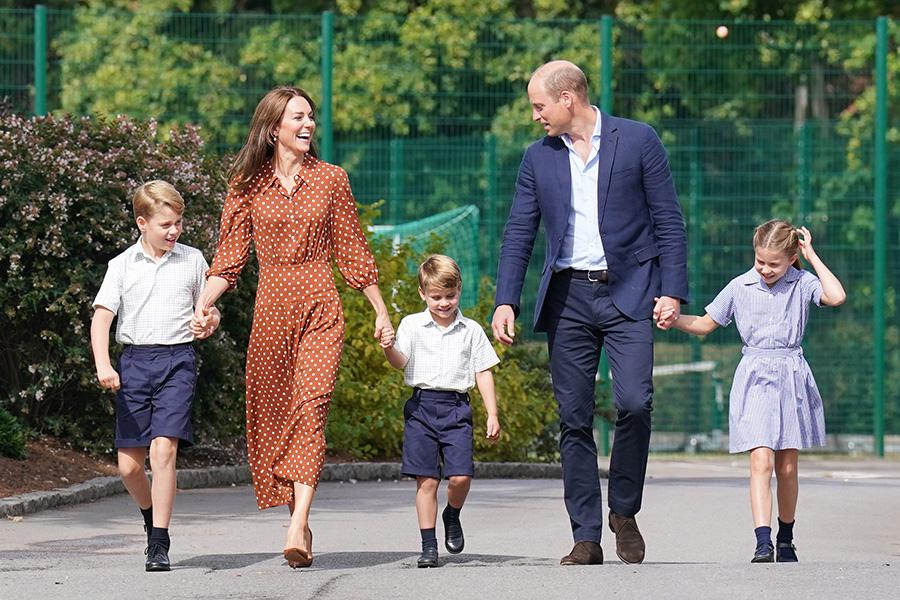 Кейт Миддлтон и принц Уильям с детьми, 2022 год