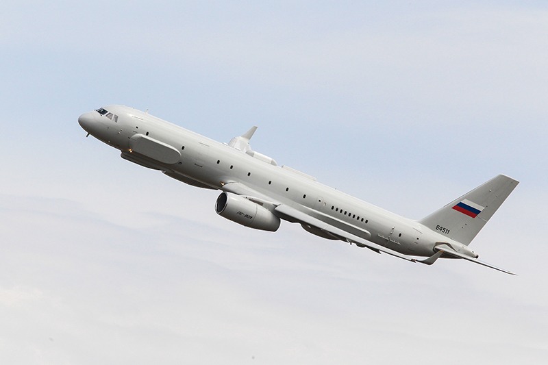 Один из самолетов комплексной радиотехнической и оптической разведки Ту-214Р с&nbsp;регистрационным номером&nbsp;RA-64511
