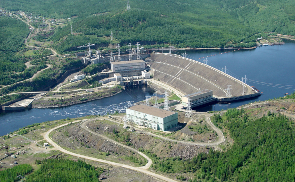 Панорама Вилюйских ГЭС 1 и 2