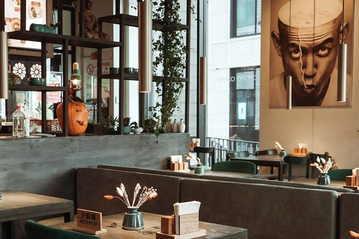 Ramen Club — сеть японских лапшичных, работающая в сегменте быстрого и понятного формата «рамен плюс базовые блюда»