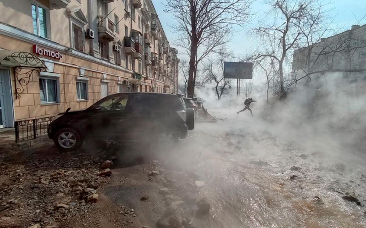Во Владивостоке затопило кипятком крупную площадь