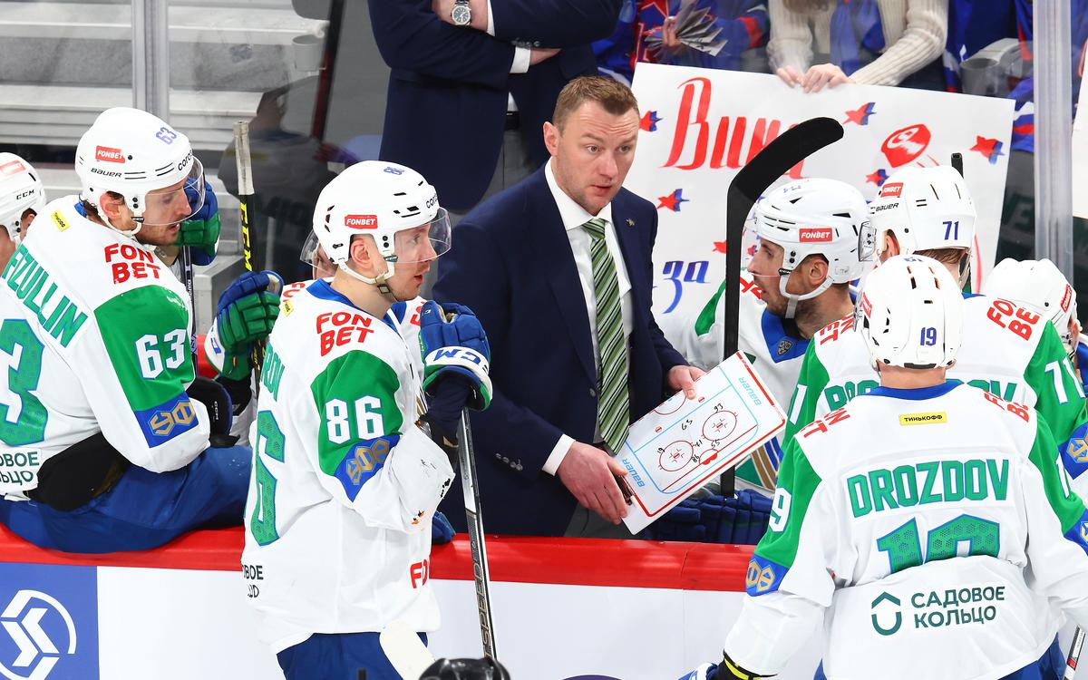 Власти Башкирии окажут помощь семье умершего хоккейного тренера Кольцова