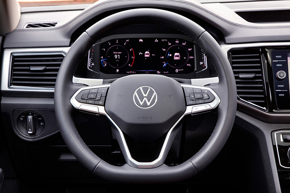 Volkswagen представил обновленный Teramont для России
