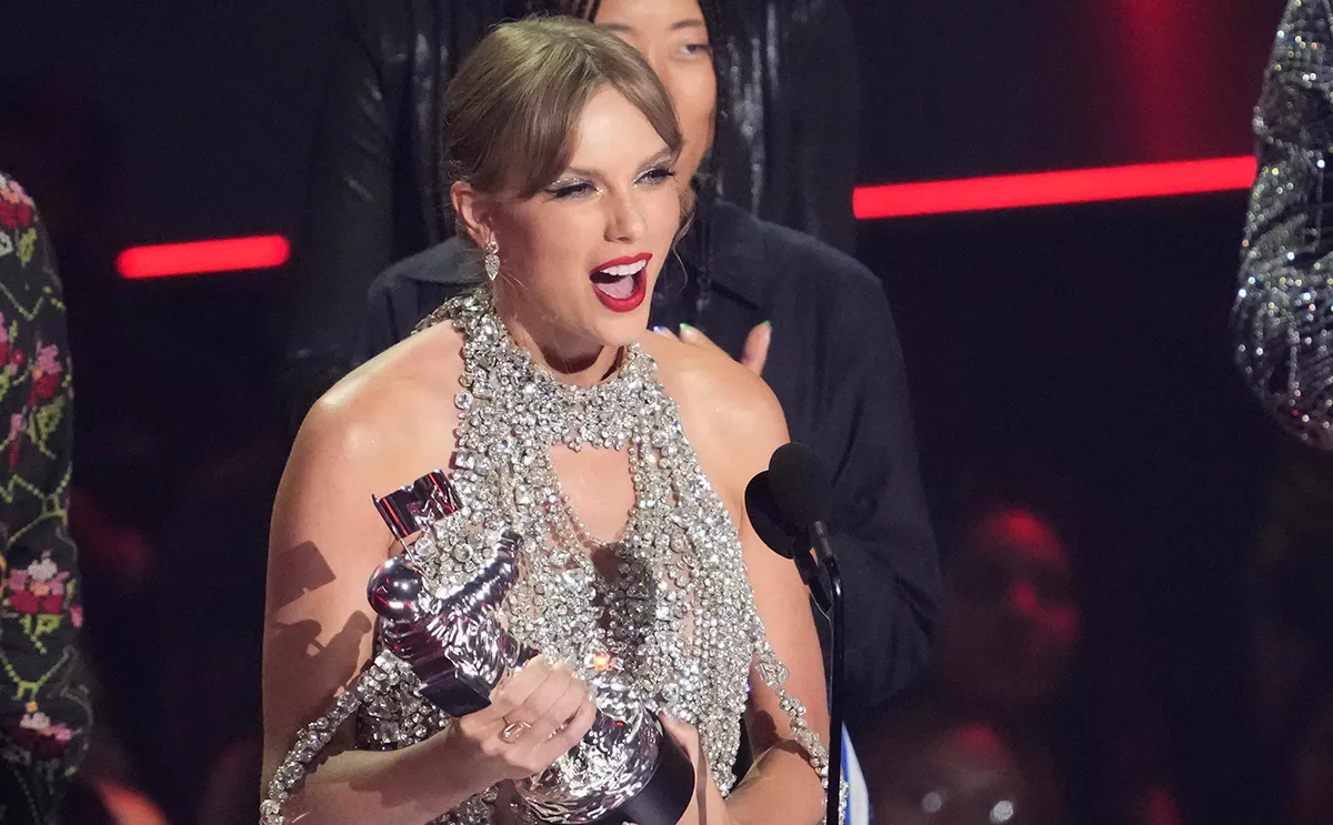 Charles Sykes / Invision / AP