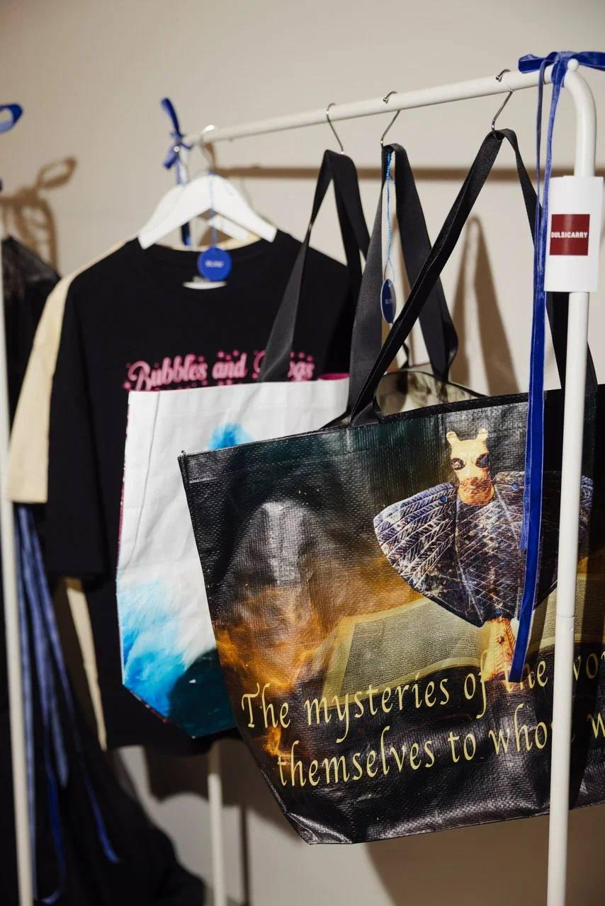 Новогодняя ярмарка в культурном центре Blar