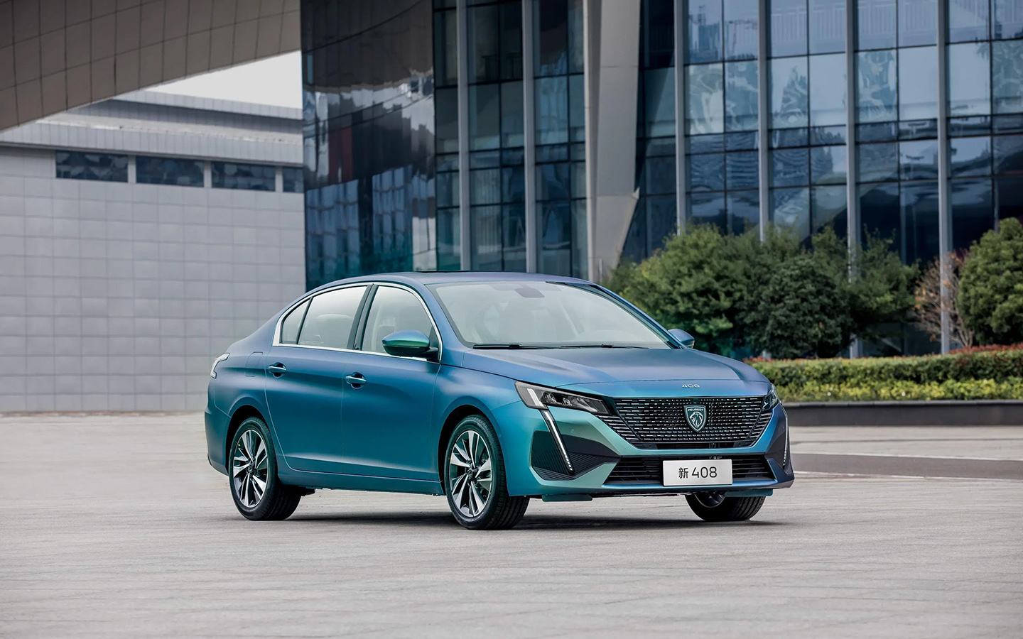 Peugeot 408