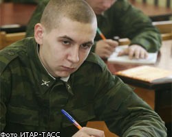 А.Сердюков предложил из 65 военных вузов сделать 10