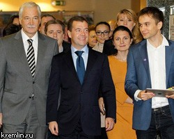 Д.Медведев: На выборах победит сильнейший