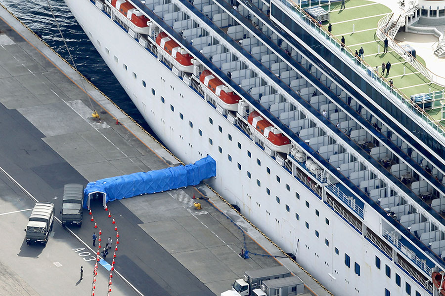 Пассажирский лайнер находится на карантине в Йокогаме с 4 февраля
&nbsp;