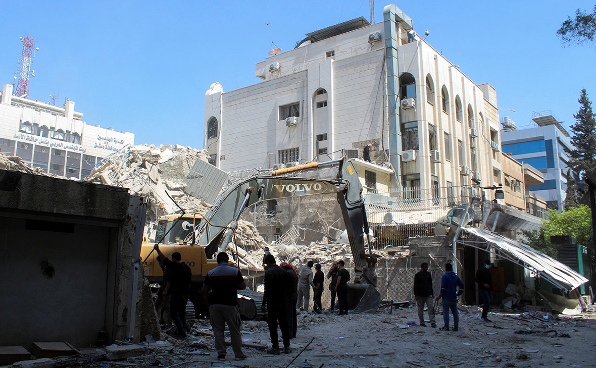 Firas Makdesi / Reuters