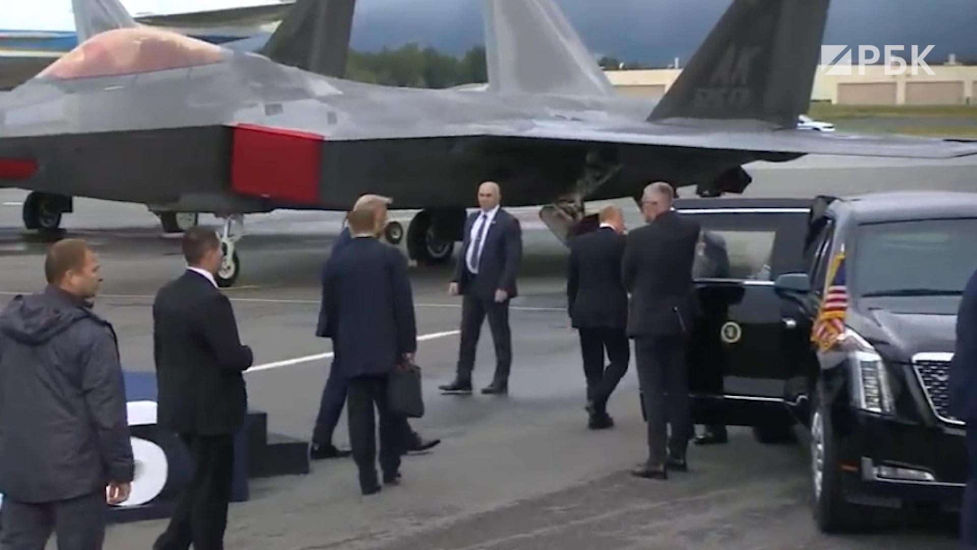 Путин сел в Cadillac Трампа