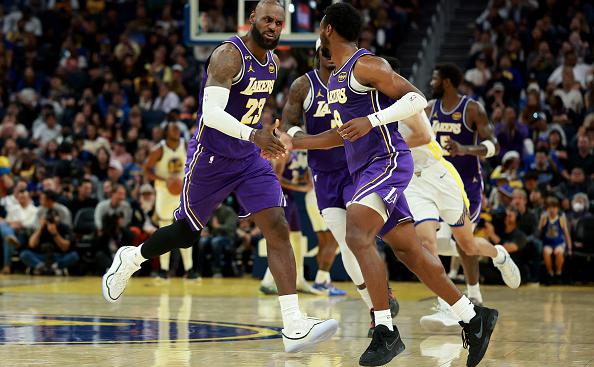 Леброн и Бронни Джеймсы