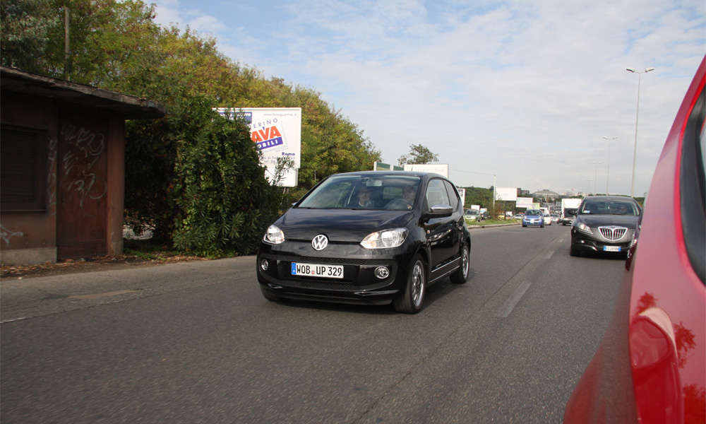 Гранд в миниатюре. Тест-драйв Volkswagen up!