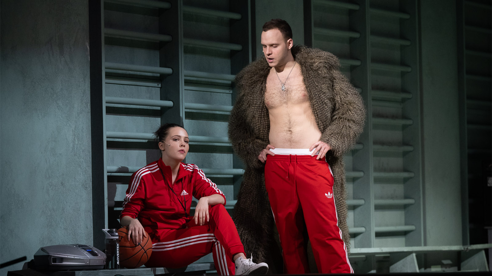 <p>Сцена из спектакля &laquo;Борис Годунов&raquo;</p>