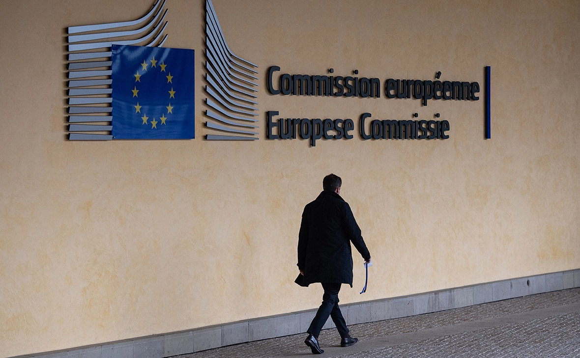 Leon Neal / Getty Images